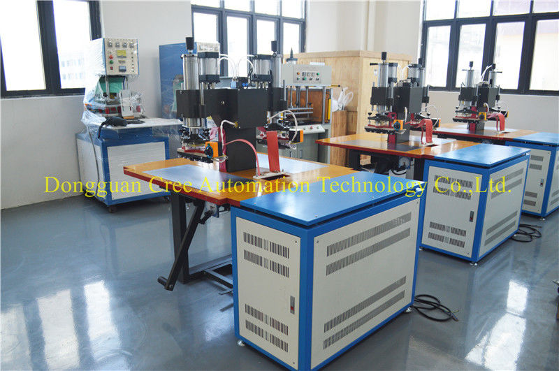 0.3-0.8MPa PVC Plastic Welding Machine 2000W High Frequency Sealing
